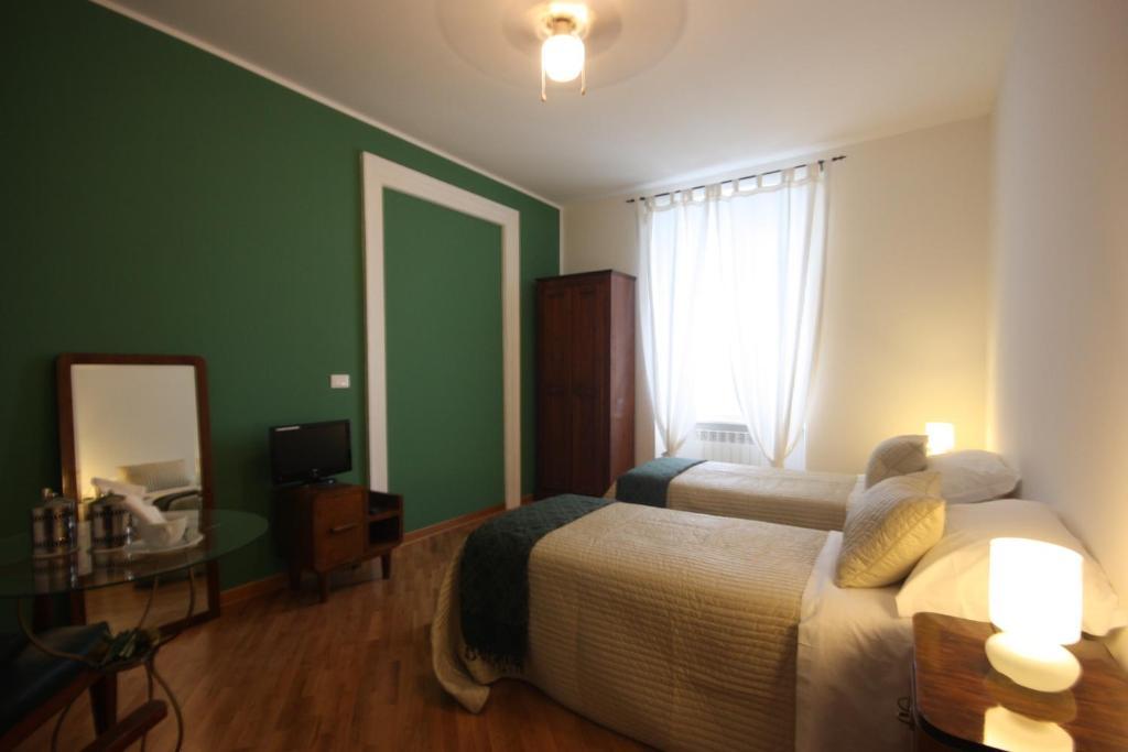 Palazzo Brigido Hotel Триест Стая снимка